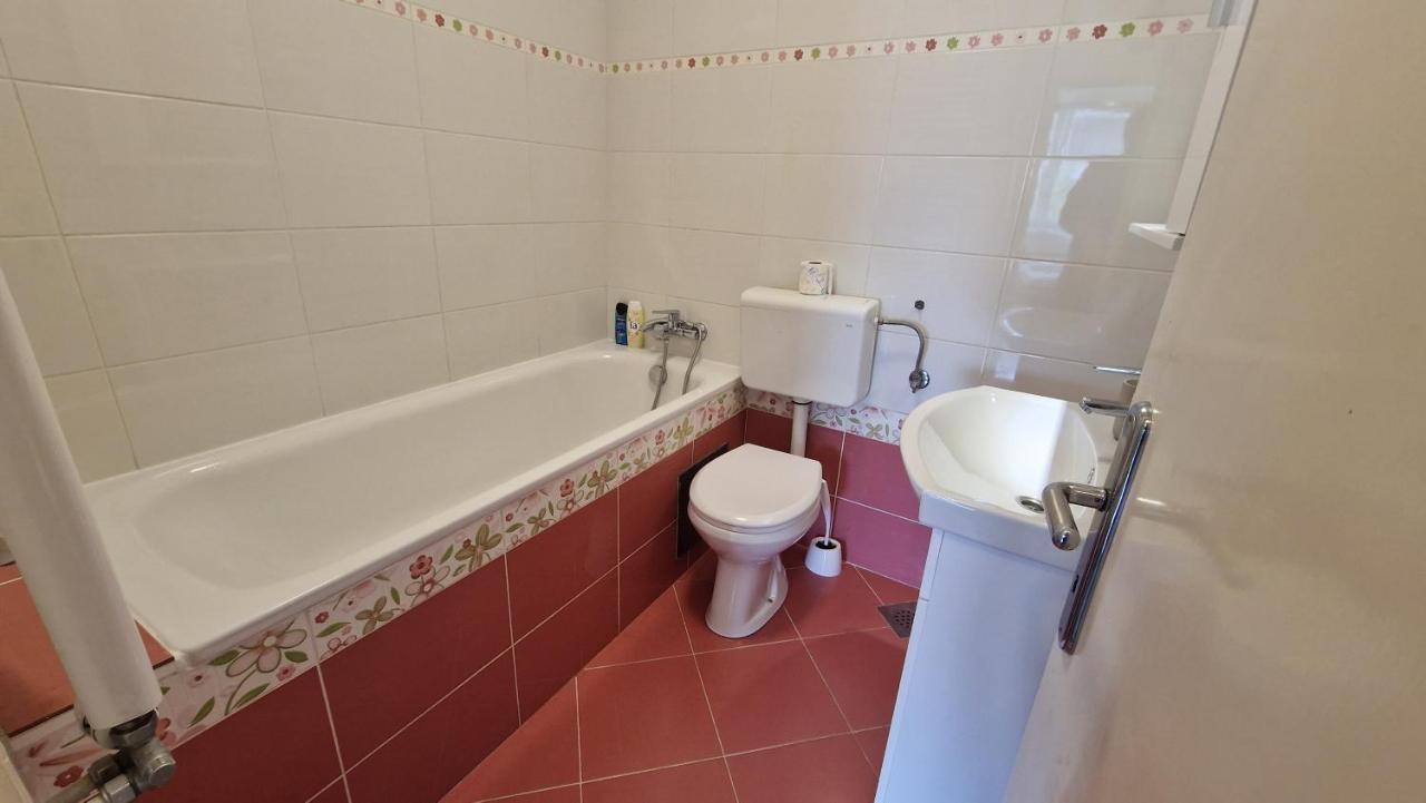Lovely Condo With Free Parking Lublana Zewnętrze zdjęcie